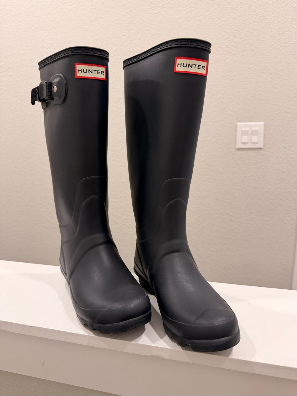 Hunter Woman’s Tall NAVY Rain Boots